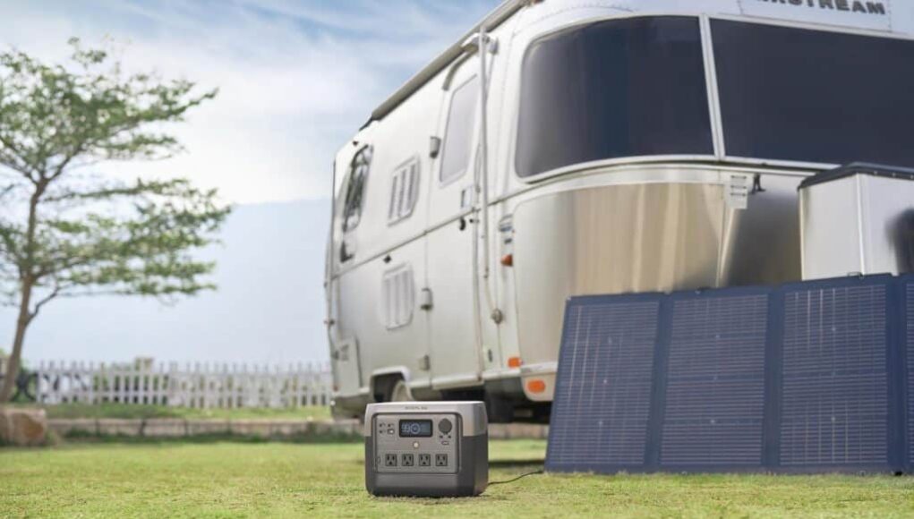Le guide Ecoflow pour choisir le panneau solaire pour son camping car